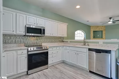 205 Whaleback Drive, Simpsonville, SC 29681 - Photo 10