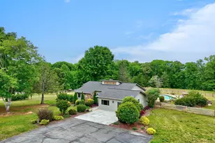 433 Latham Rd, Easley, SC 29640 - Photo 2