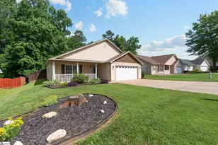 153 Maximus Dr, Greer, SC 29651 - Photo 2