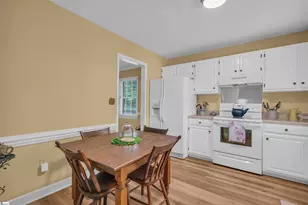 184 Buckstone Ln, Spartanburg, SC 29307 - Photo 4