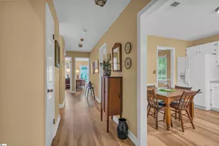 184 Buckstone Ln, Spartanburg, SC 29307 - Photo 2