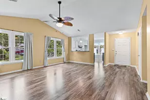 519 Wentworth St, Mauldin, SC 29662 - Photo 12