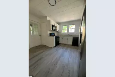 6 Riverside Street, Laurens, SC 29360 - Photo 8