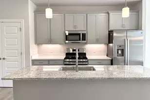 27 Pikewood Ln, Greenville, SC 29607 - Photo 10
