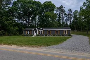 438 Berry Shoals Rd, Duncan, SC 29334 - Photo 1