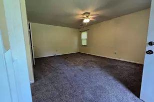 200 Sharon Ln, Easley, SC 29640 - Photo 2