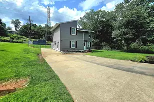 200 Sharon Ln, Easley, SC 29640 - Photo 20