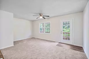 102 Pyle Ct, Spartanburg, SC 29306 - Photo 6