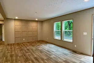 399 Charles St, Enoree, SC 29335 - Photo 16
