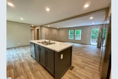 399 Charles Street, Enoree, SC 29335 - Photo 8