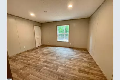 399 Charles Street, Enoree, SC 29335 - Photo 20