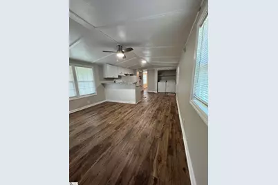 425 Cox Road, Greer, SC 29651 - Photo 2