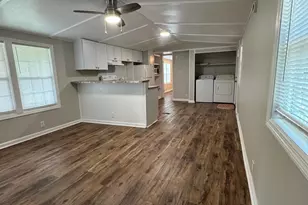 425 Cox Rd, Greer, SC 29651 - Photo 2