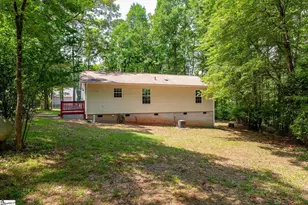 560 Center Dr, Taylors, SC 29687 - Photo 24
