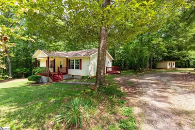 560 Center Drive, Taylors, SC 29687 - Photo 6