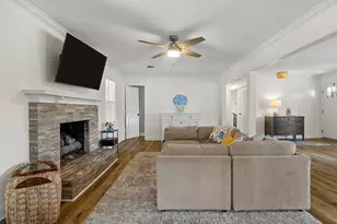 108 Churchill Ave, Greer, SC 29651 - Photo 8