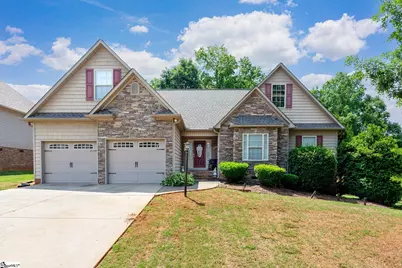 707 Secretariat Drive, Boiling Springs, SC 29316 - Photo 1