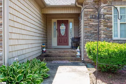 707 Secretariat Drive, Boiling Springs, SC 29316 - Photo 4