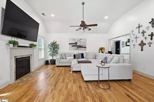 707 Secretariat Dr, Boiling Springs, SC 29316 - Photo 8