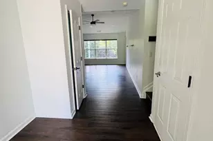 106 Stockbridge Dr, Greer, SC 29650 - Photo 2