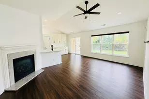 106 Stockbridge Dr, Greer, SC 29650 - Photo 4