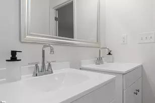 202 Loop St, Greenville, SC 29609 - Photo 20