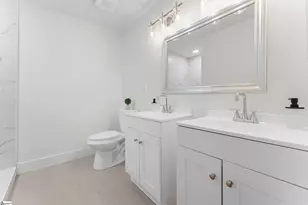 202 Loop St, Greenville, SC 29609 - Photo 18
