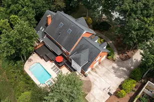511 Scarborough Dr, Greer, SC 29650 - Photo 2