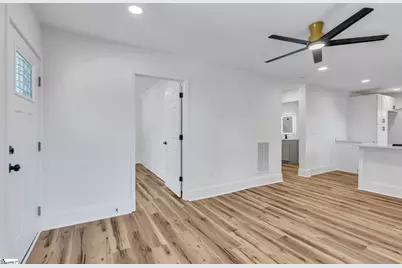7 Hendricks Street, Greenville, SC 29607 - Photo 12