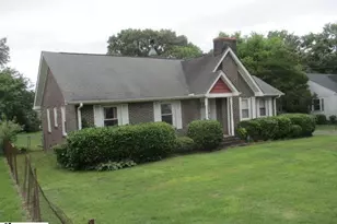 210 Donnan Rd, Greenville, SC 29687 - Photo 2