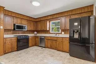 479 Ransdell Dr, Spartanburg, SC 29607 - Photo 12