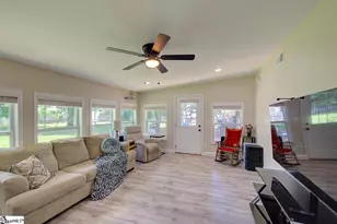 120 Swain Ave, Boiling Springs, SC 29316 - Photo 28