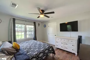 120 Swain Ave, Boiling Springs, SC 29316 - Photo 16