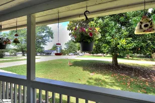 120 Swain Ave, Boiling Springs, SC 29316 - Photo 6