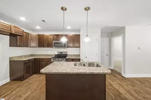 766 Charleston Pl, Duncan, SC 29334 - Photo 8