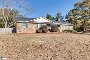 216 Hickory Dr, Easley, SC 29642 - Photo 8