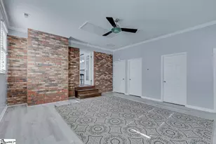 216 Hickory Dr, Easley, SC 29642 - Photo 4