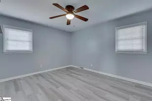 216 Hickory Dr, Easley, SC 29642 - Photo 24