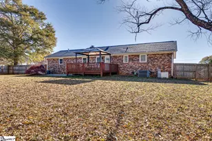 216 Hickory Dr, Easley, SC 29642 - Photo 6