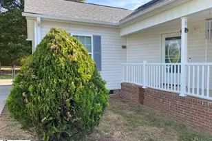 213 Destiny Dr, Gray Court, SC 29645 - Photo 8