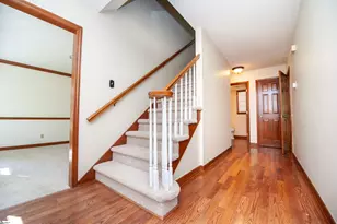 100 Shenandoah Dr, Spartanburg, SC 29301 - Photo 6
