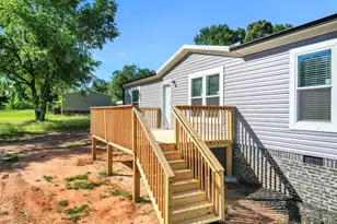 102 Kimberly Dr, Easley, SC 29642 - Photo 4