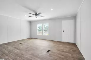 102 Kimberly Dr, Easley, SC 29642 - Photo 12
