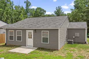 832 Fairwood Dr, Woodruff, SC 29388 - Photo 22