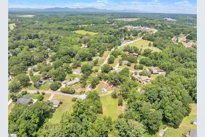 904 Highway 357, Greer, SC 29651 - Photo 38