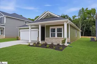 1017 Southwell Dr, Anderson, SC 29626 - Photo 2