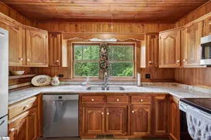1310 Camp Creek Rd, Taylors, SC 29687 - Photo 14