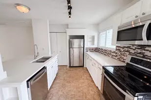 79 Topsail Ct, Greenville, SC 29611 - Photo 2