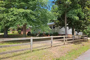 505 E A Ave, Easley, SC 29640 - Photo 30