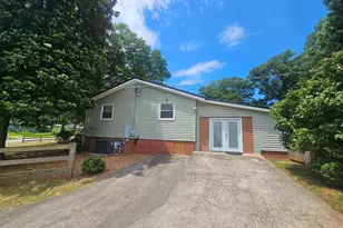505 E A Ave, Easley, SC 29640 - Photo 28